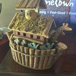 Noah’s Ark birdhouse very unique and fun for kids and adults garden activities